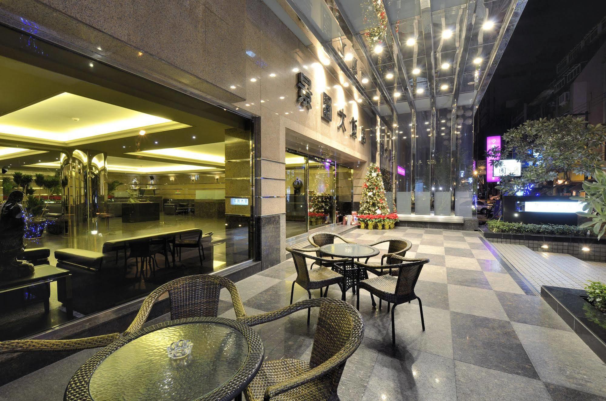 Hi-Yes Hotel Taoyuan Čung-li Exteriér fotografie